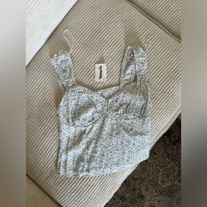 NWT - TJ Maxx top. V-neck.